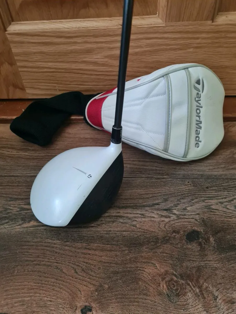 Taylormade R15 Driver - Image 1