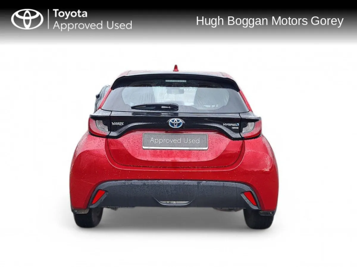 Toyota Yaris Hybrid Luna - Image 4