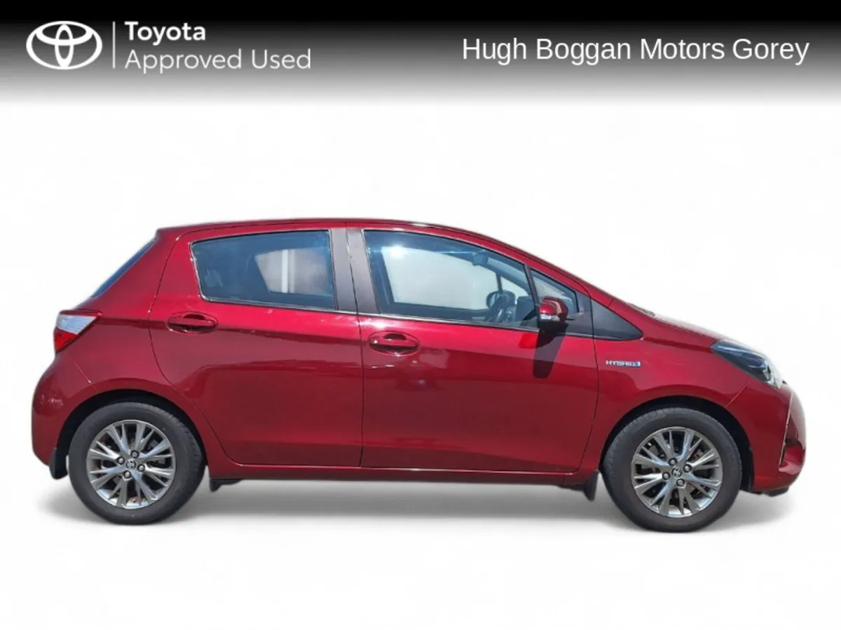 Toyota Yaris YARIS HYBRID 5DR LUNA - Image 3