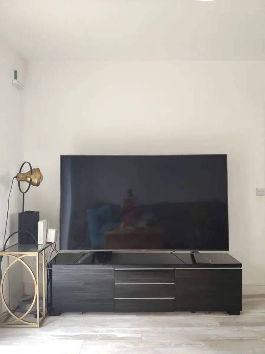 TV Unit 180x41x49cm - Image 1