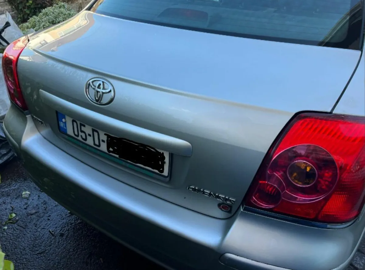 Toyota Avensis 2005 - Image 4