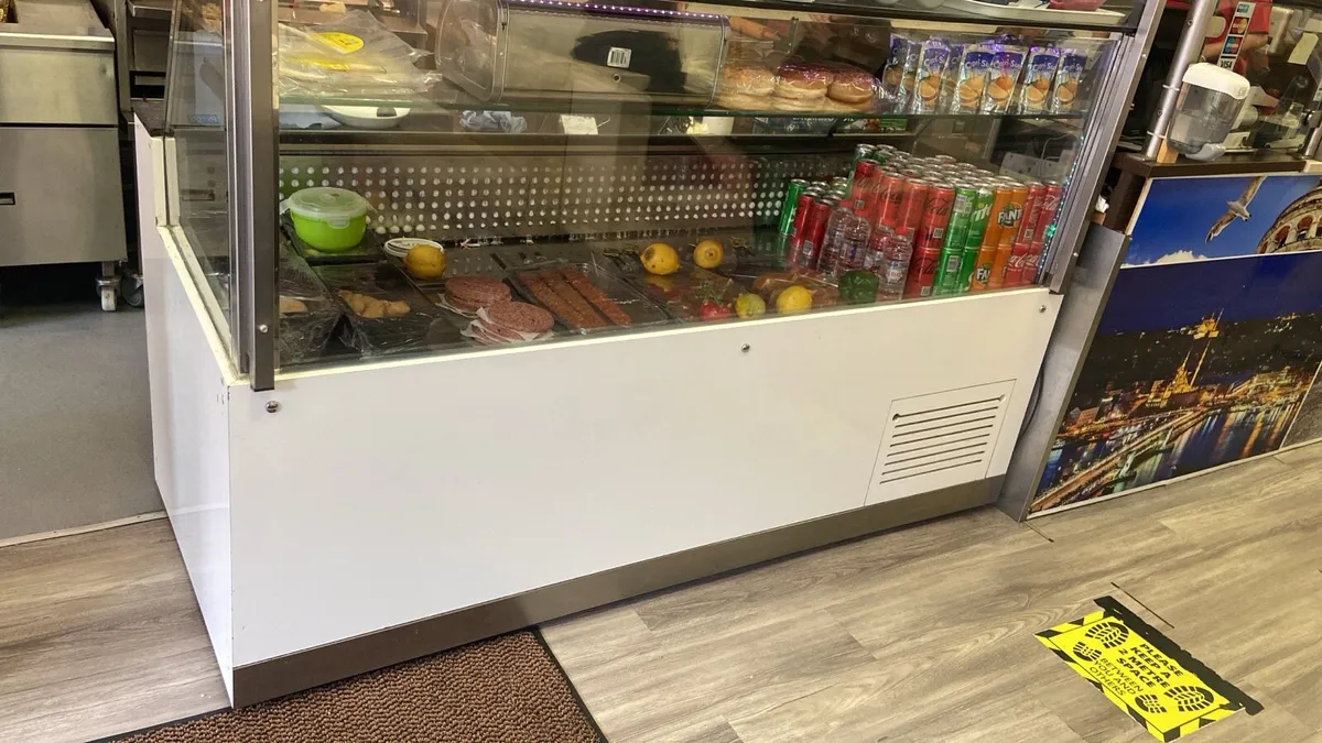 Display fridge j - Image 1