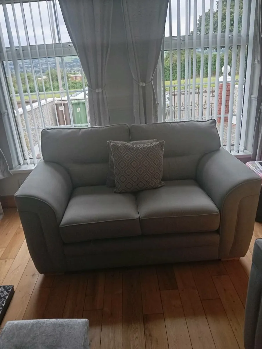 Couch - Image 1