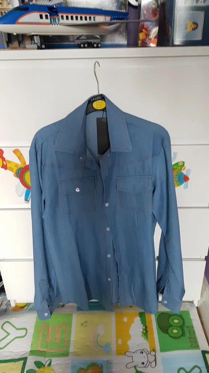 Man shirt new fits size m/l jeans look - Image 3
