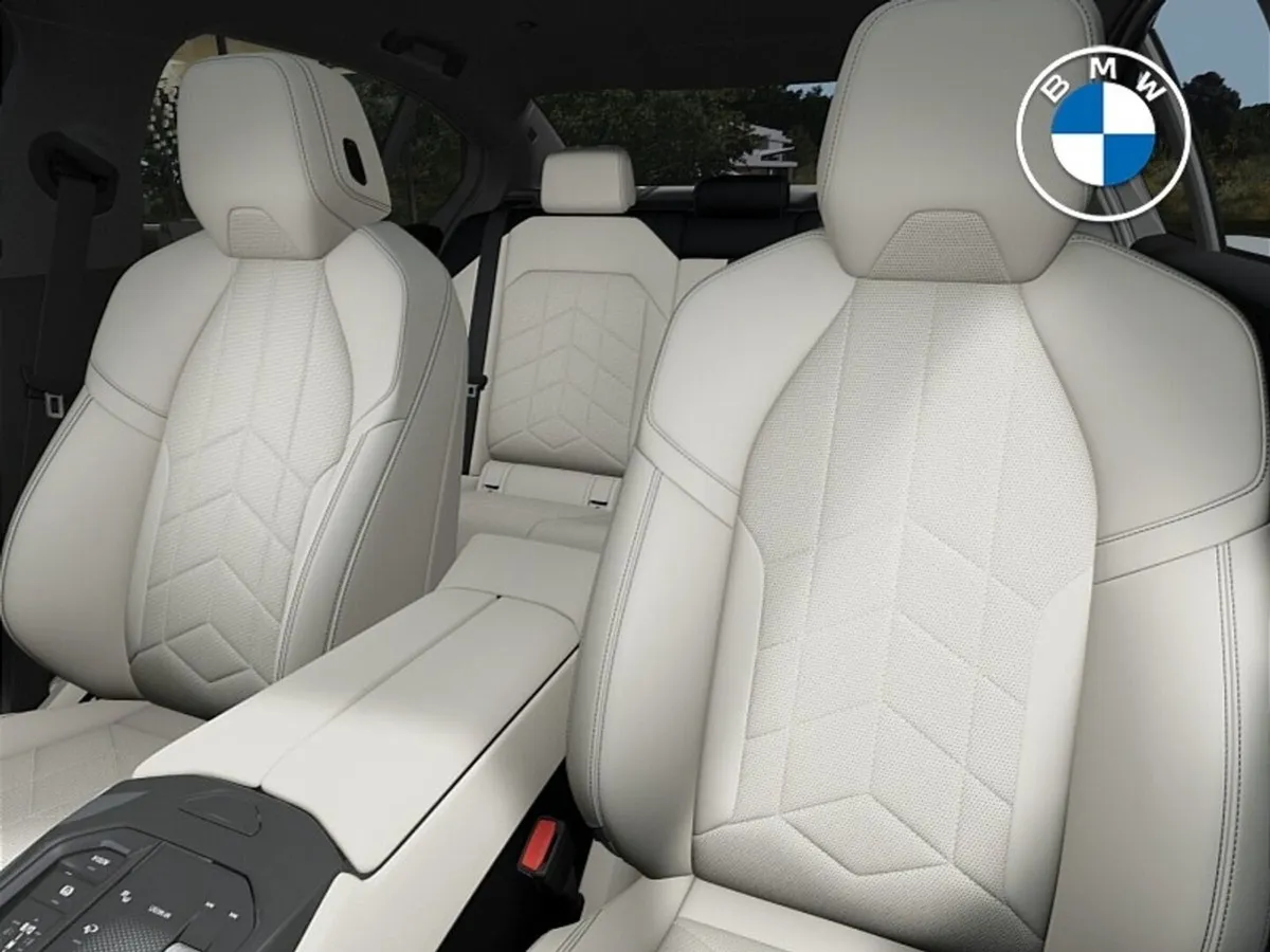 BMW i5 Edrive40 Sport Edition - Image 4
