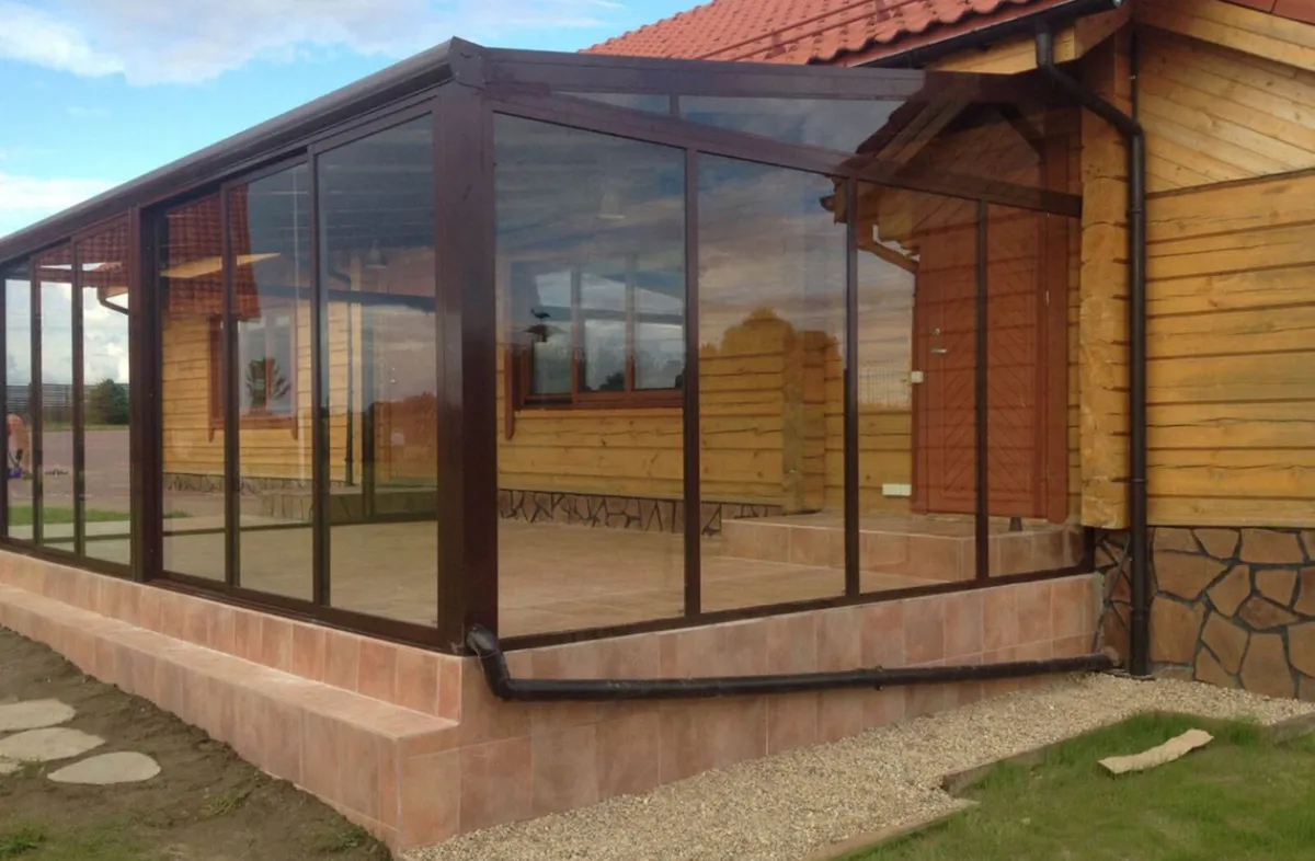 Glass Pergola with sliding door - Image 2