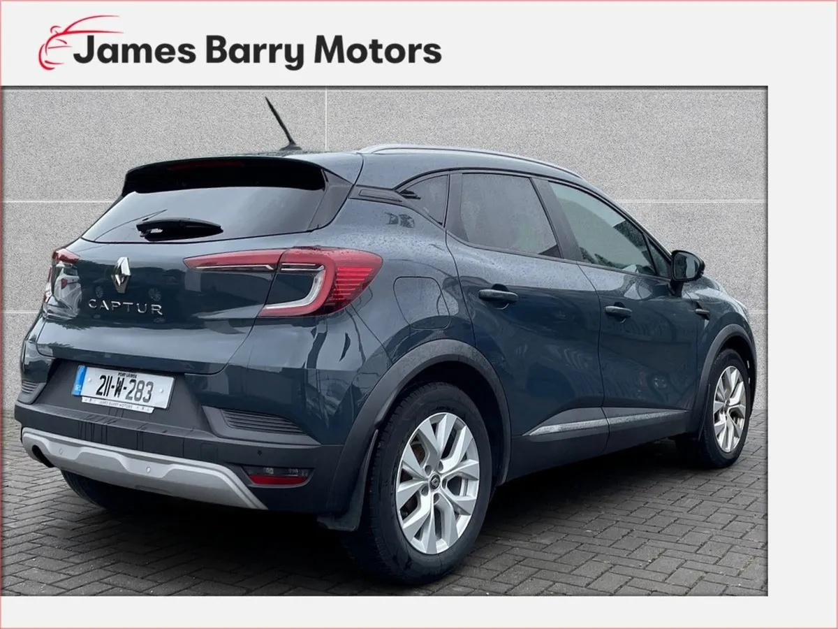 Renault Captur dCi 95 Iconic - Image 4