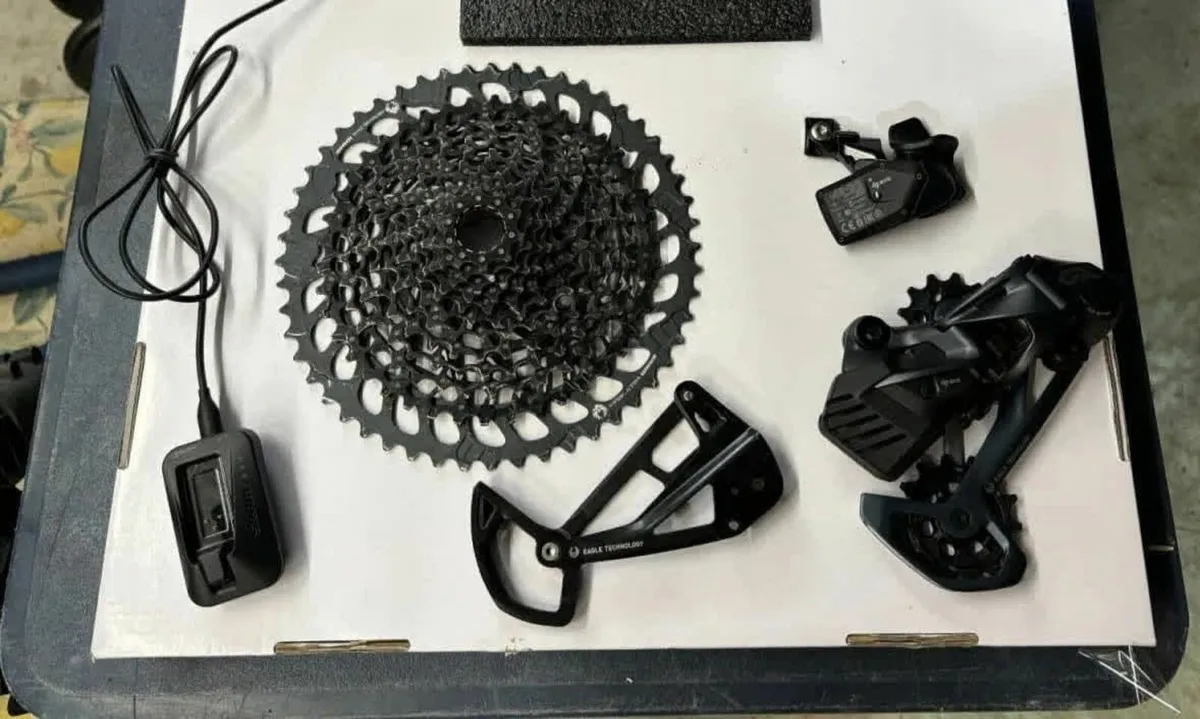 sram gx eagle axs groupset - Image 1