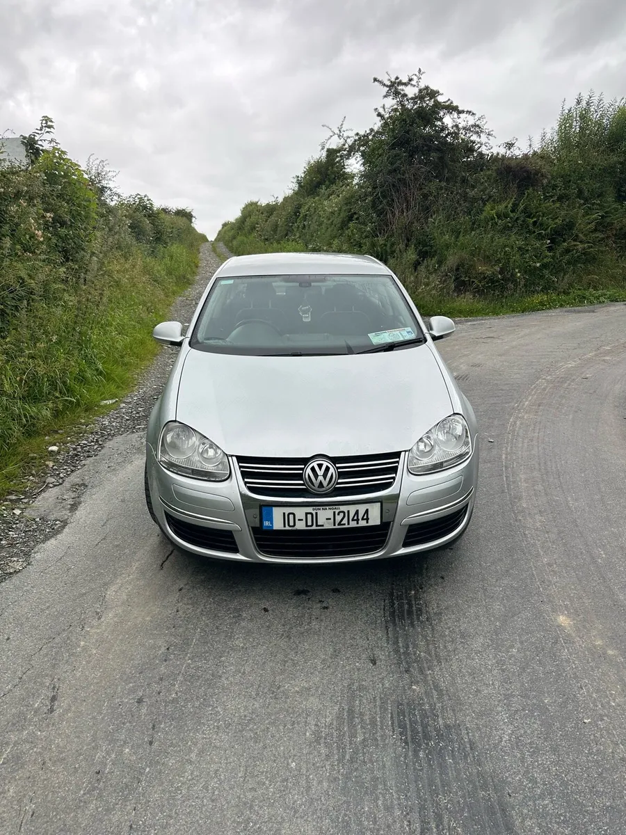 Volkswagen Jetta - Image 2
