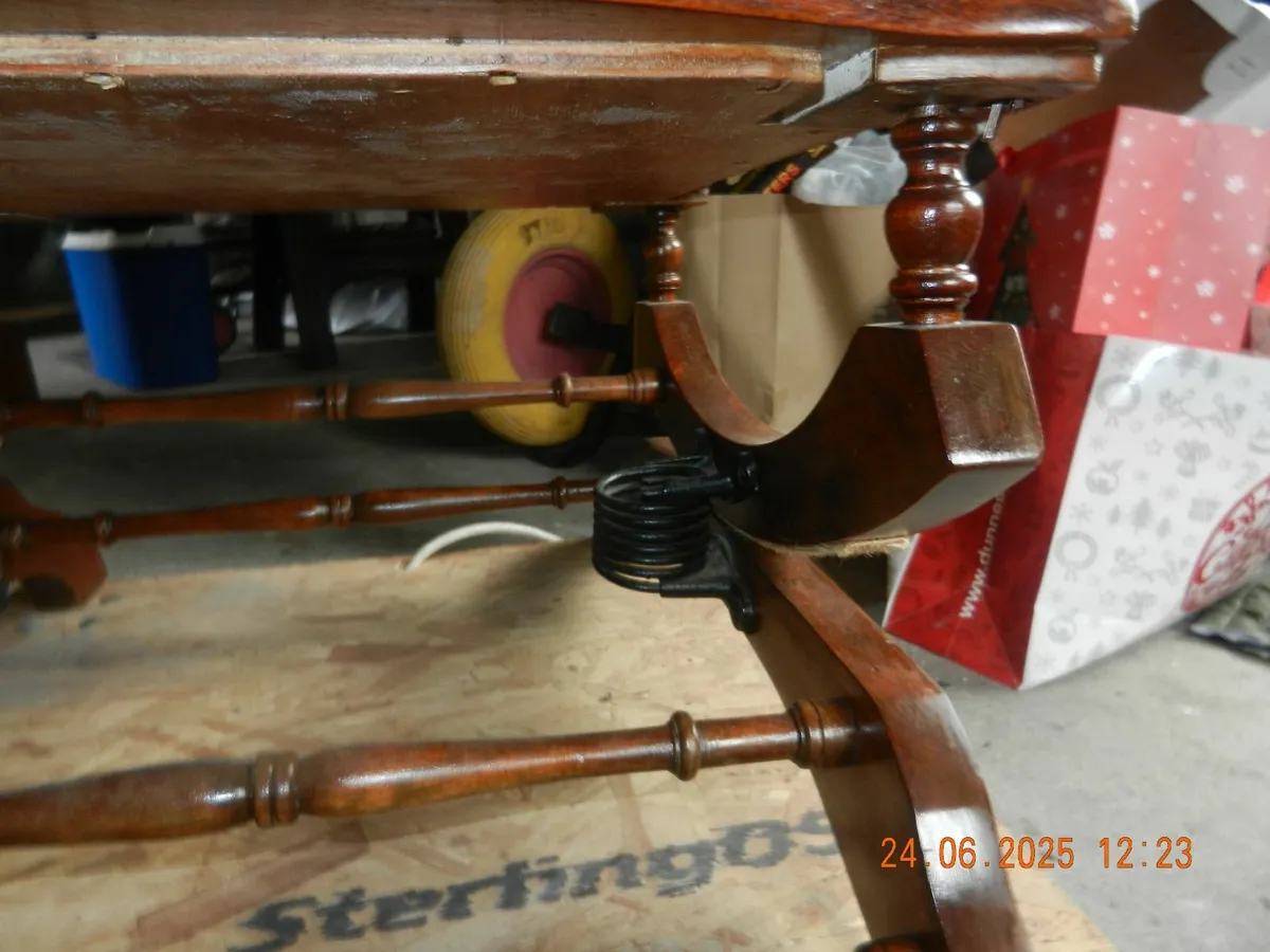 antique rocking chair - Image 3