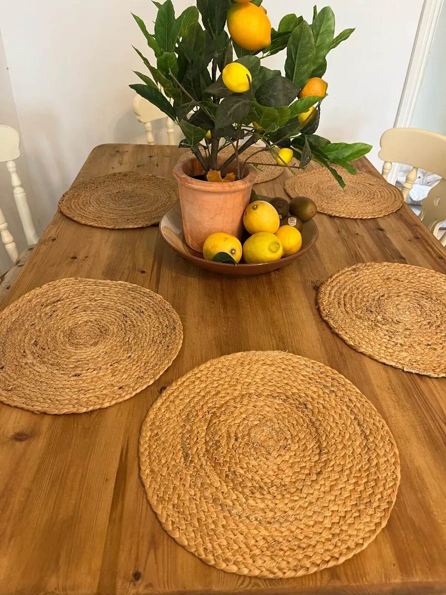 Farmhouse table and six chairs - Image 4