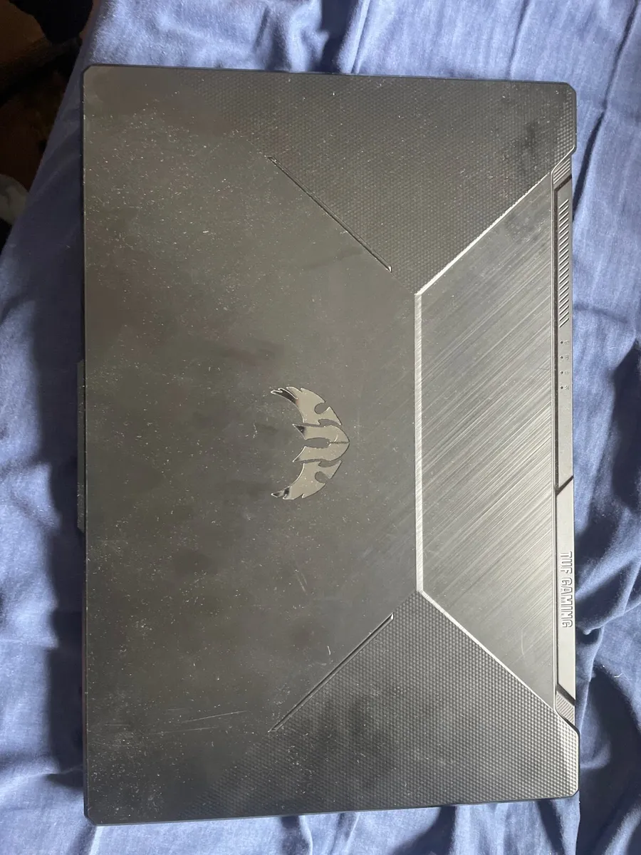 Laptop - Image 2