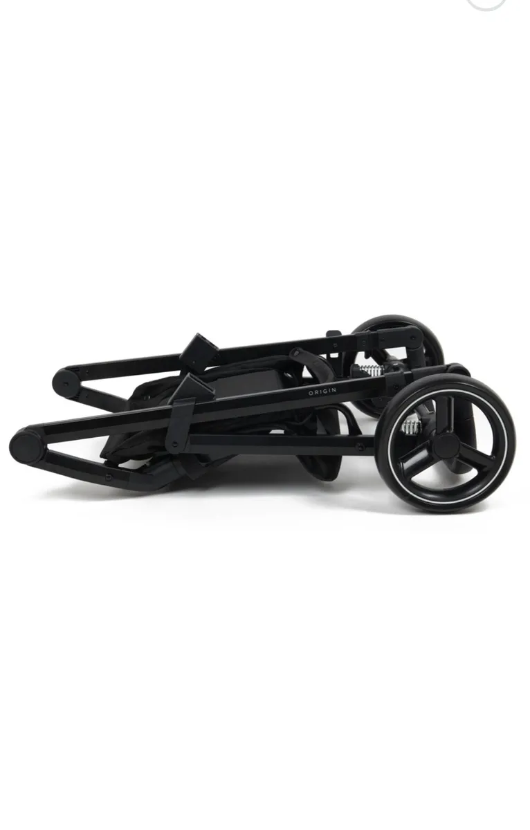 Pram - Image 3