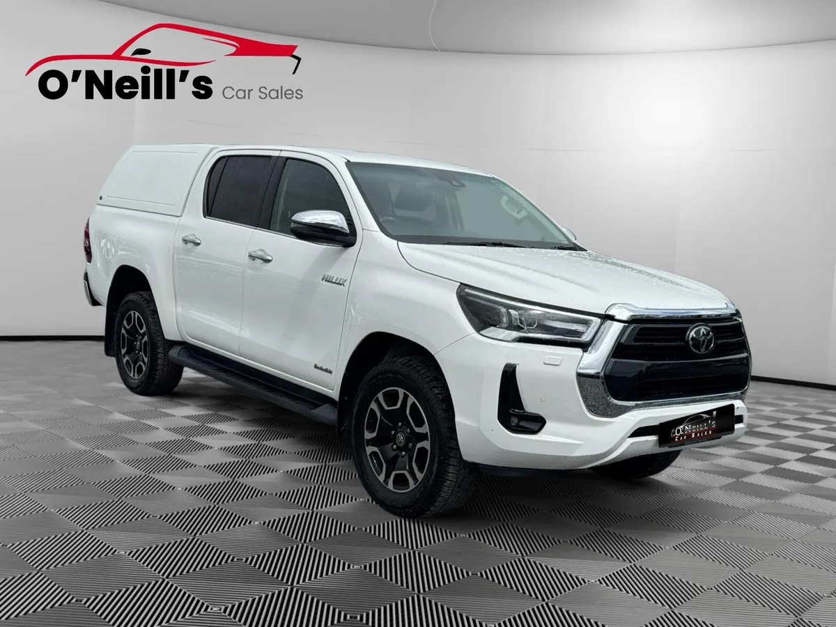 Toyota Hilux 2022 INVINCIBLE D-4D 4WD AUTO - Image 1