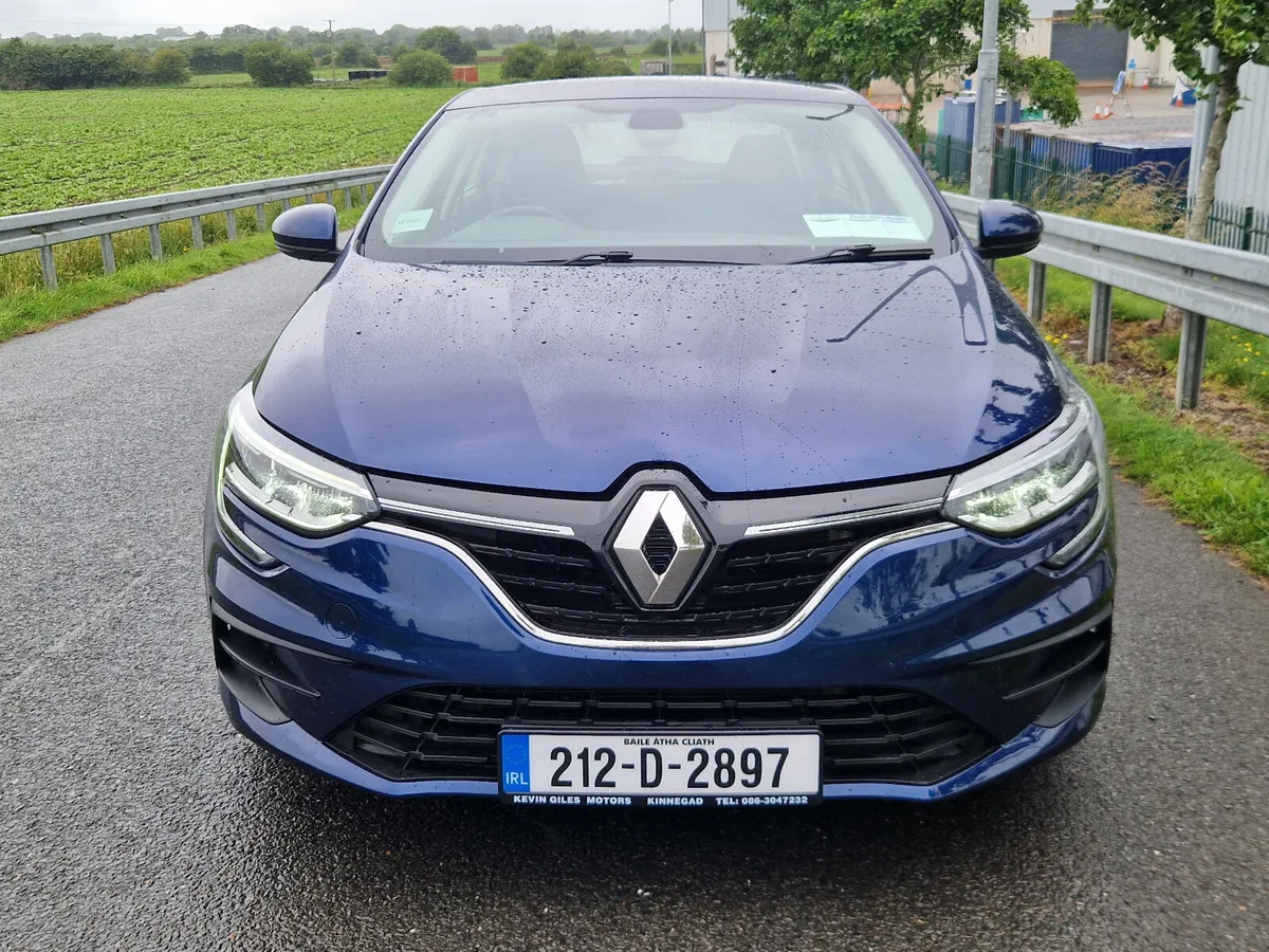Renault Megane  PLAY BLUE DCI 115 - Image 2