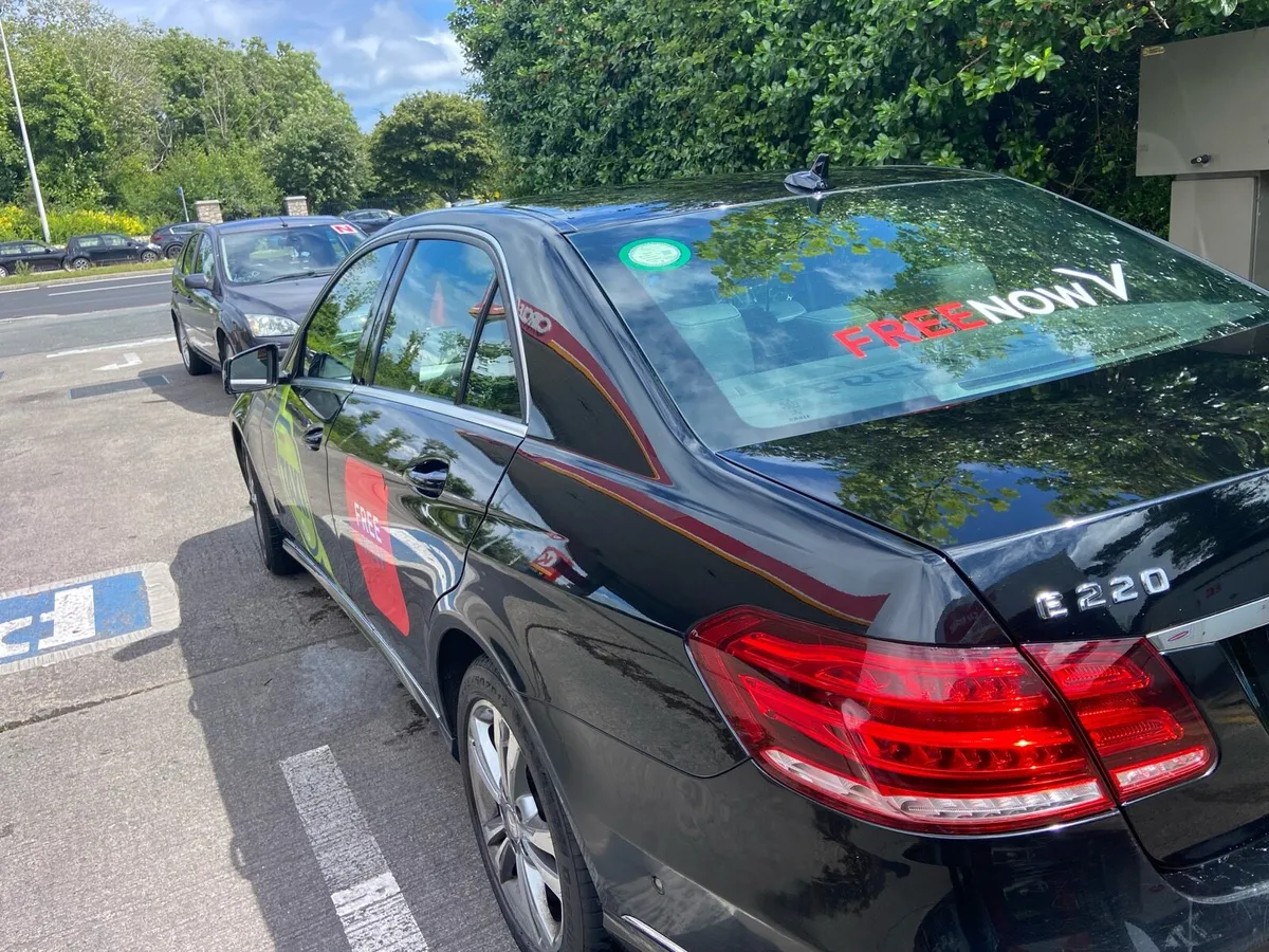Car - Image 3