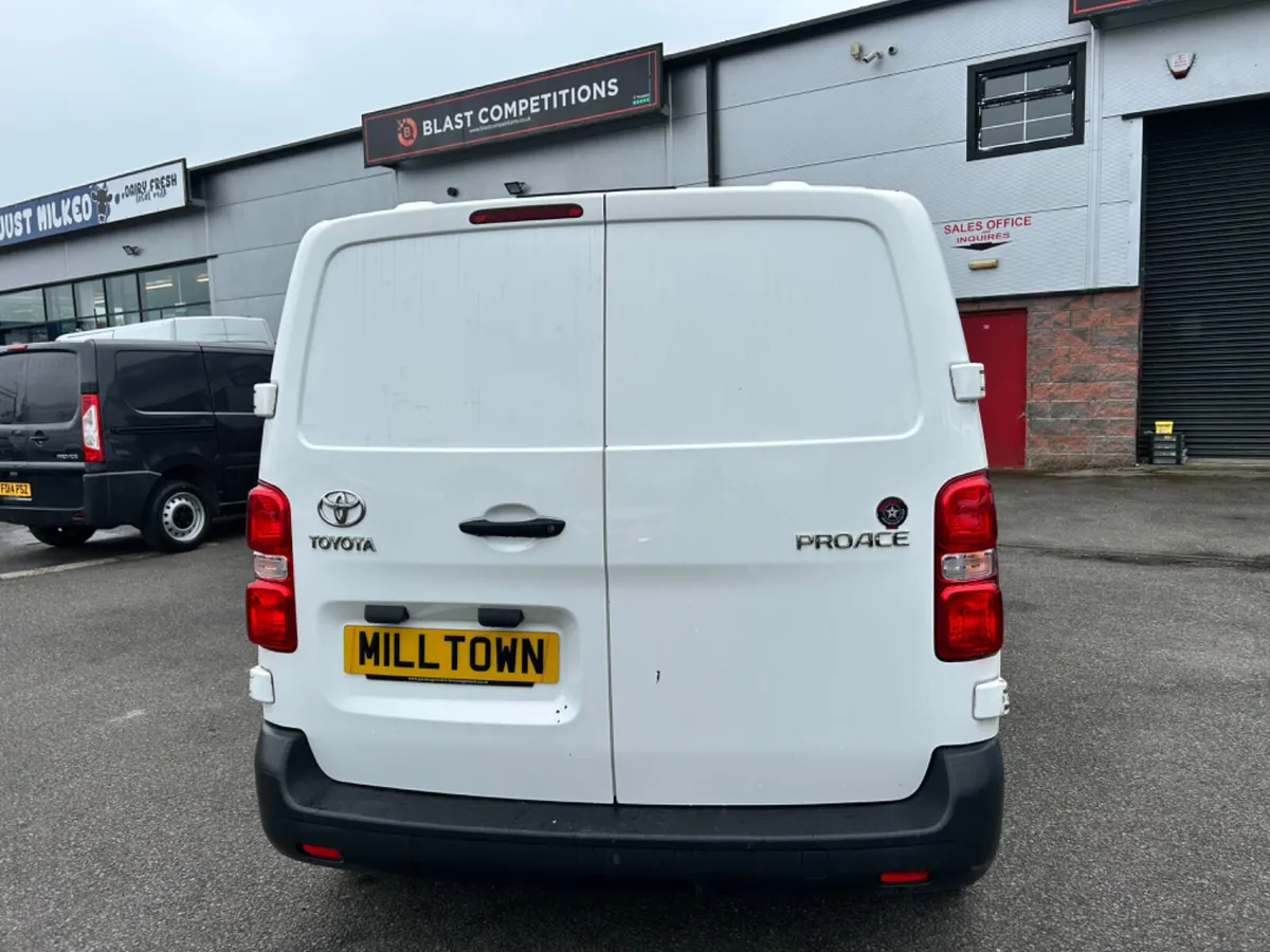 Toyota Proace 2019 ON IRISH PLATES - Image 3