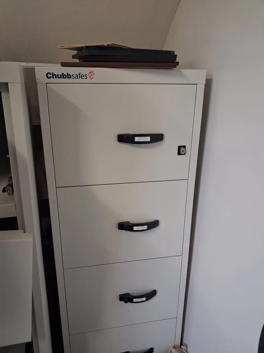 Filing cabinet fire resistant (chubbsafes)