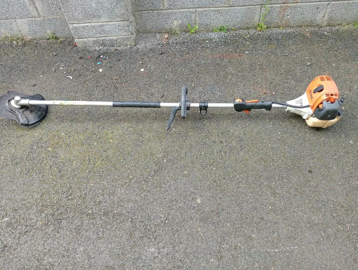 Stihl brush cutter 28cc (Read add) - Image 2