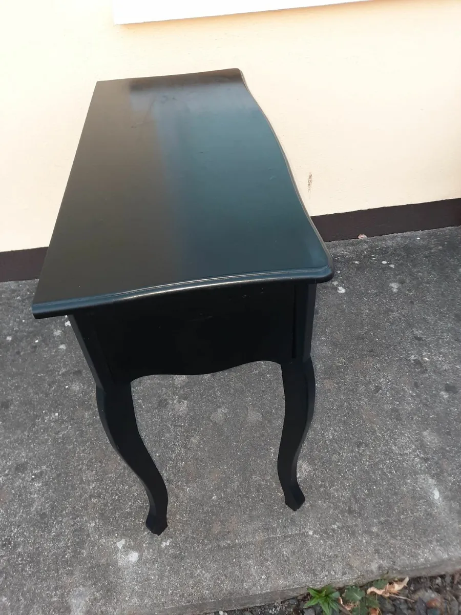 Occasional table - Image 2