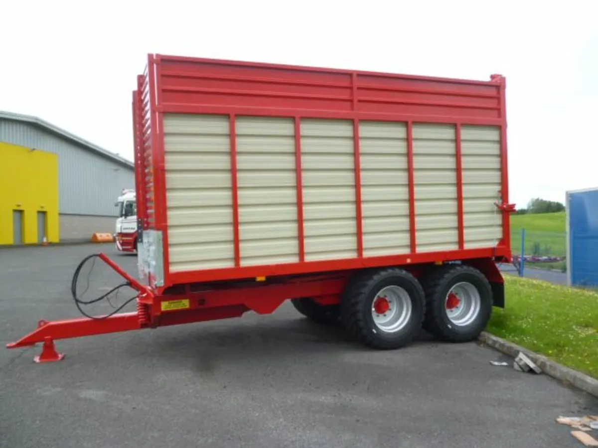 Johnston 16 x 8 Silage Trailer Silage Trailer - Image 3