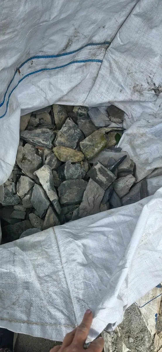 Limestone blocks - Image 2