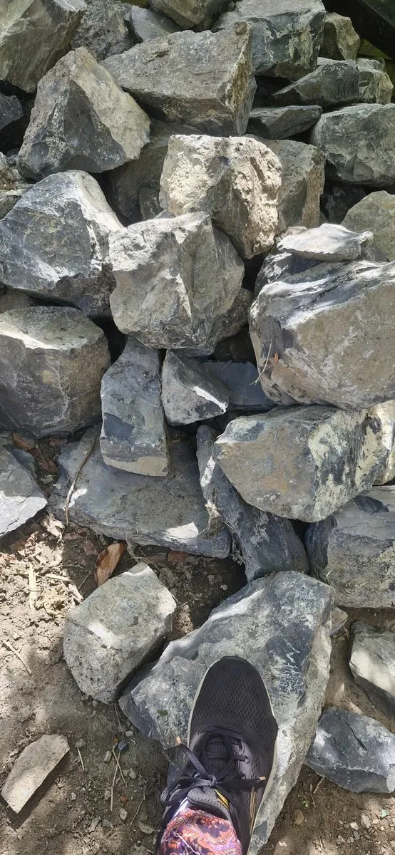 Limestone blocks - Image 4