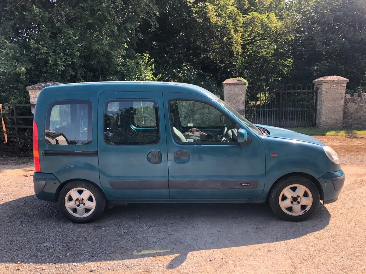 Renault kangoo wheelchair accessible car 2004 - Image 2