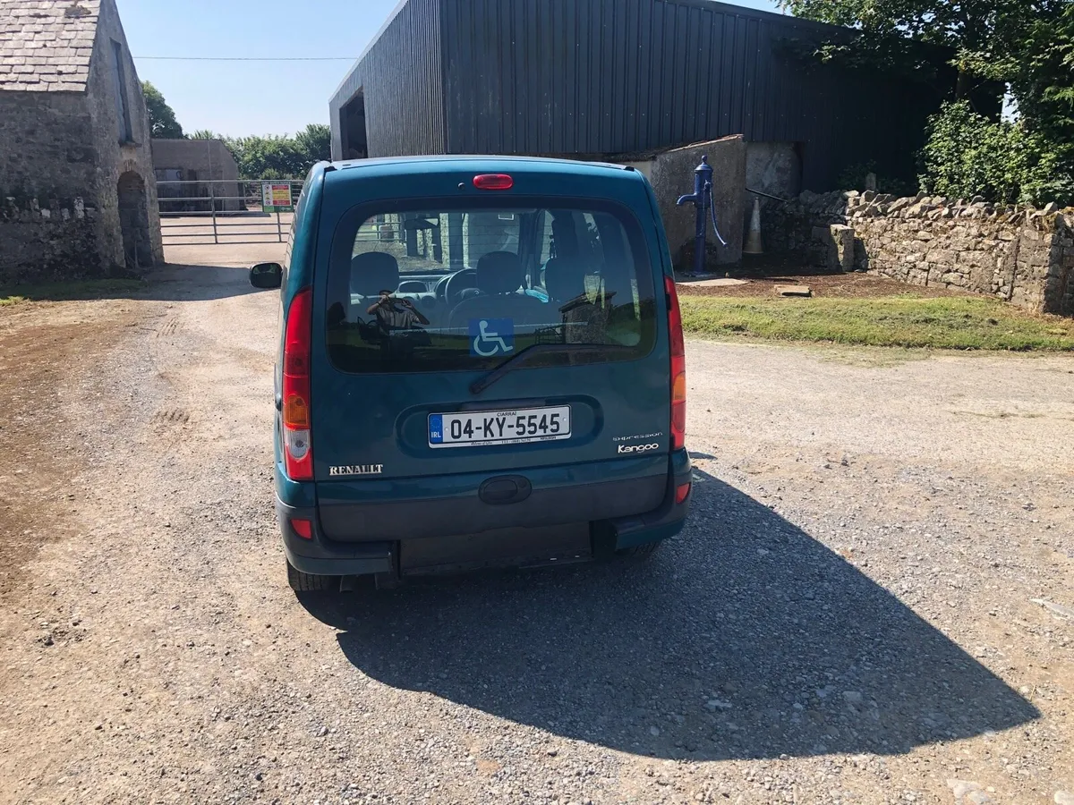 Renault kangoo wheelchair accessible car 2004 - Image 4