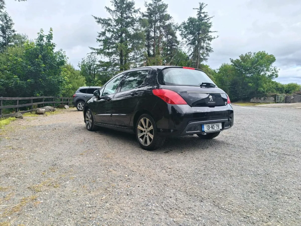 Peugeot 308 - Image 2
