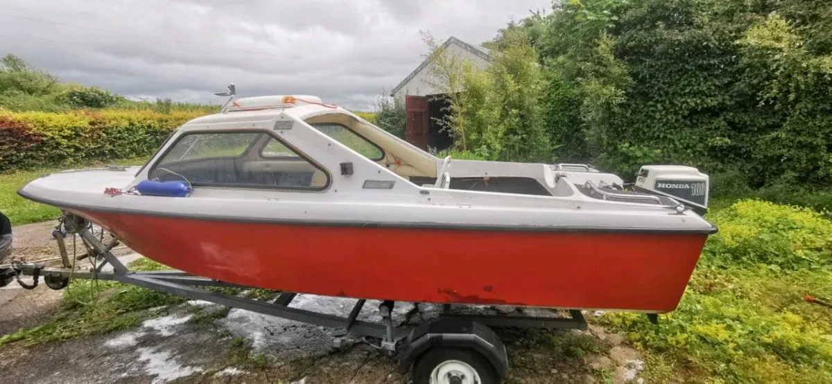 13ft cabin cruiser 10hp - Image 4