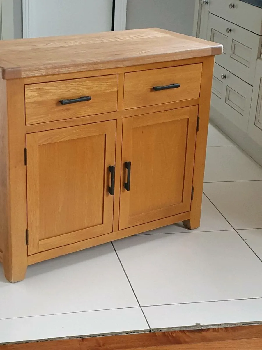 Solid oak sideboard - Image 2