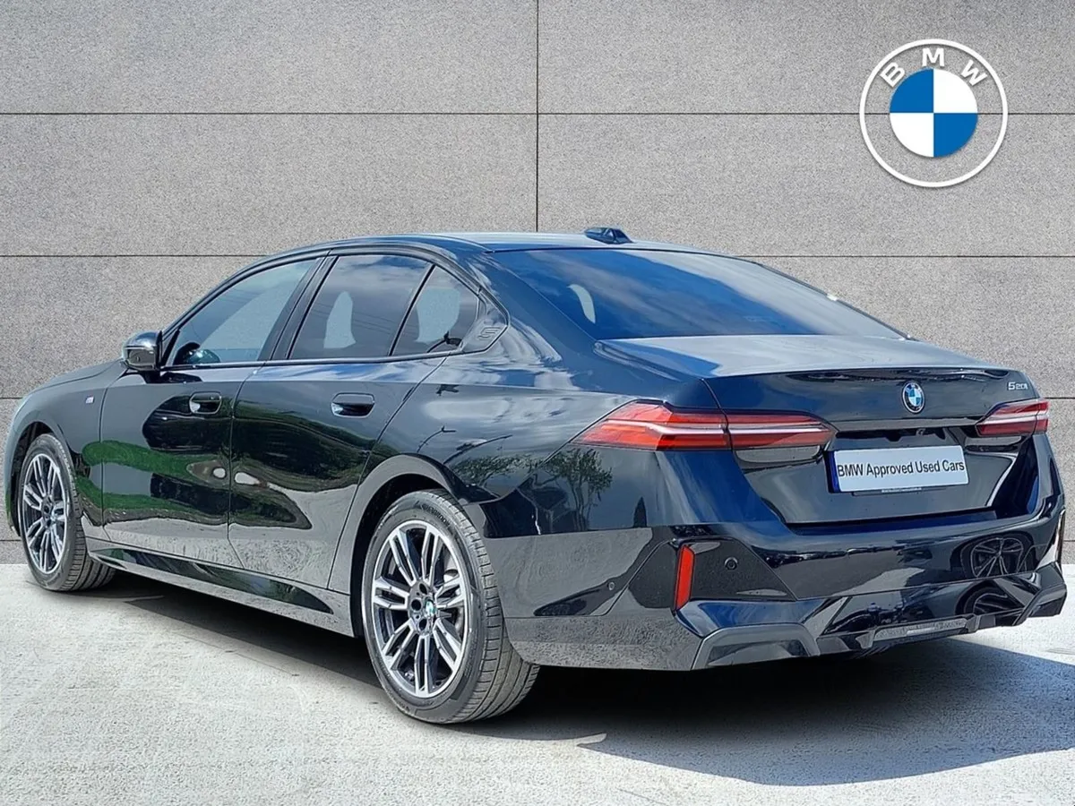 BMW 5 Series 520i M Sport - Image 3