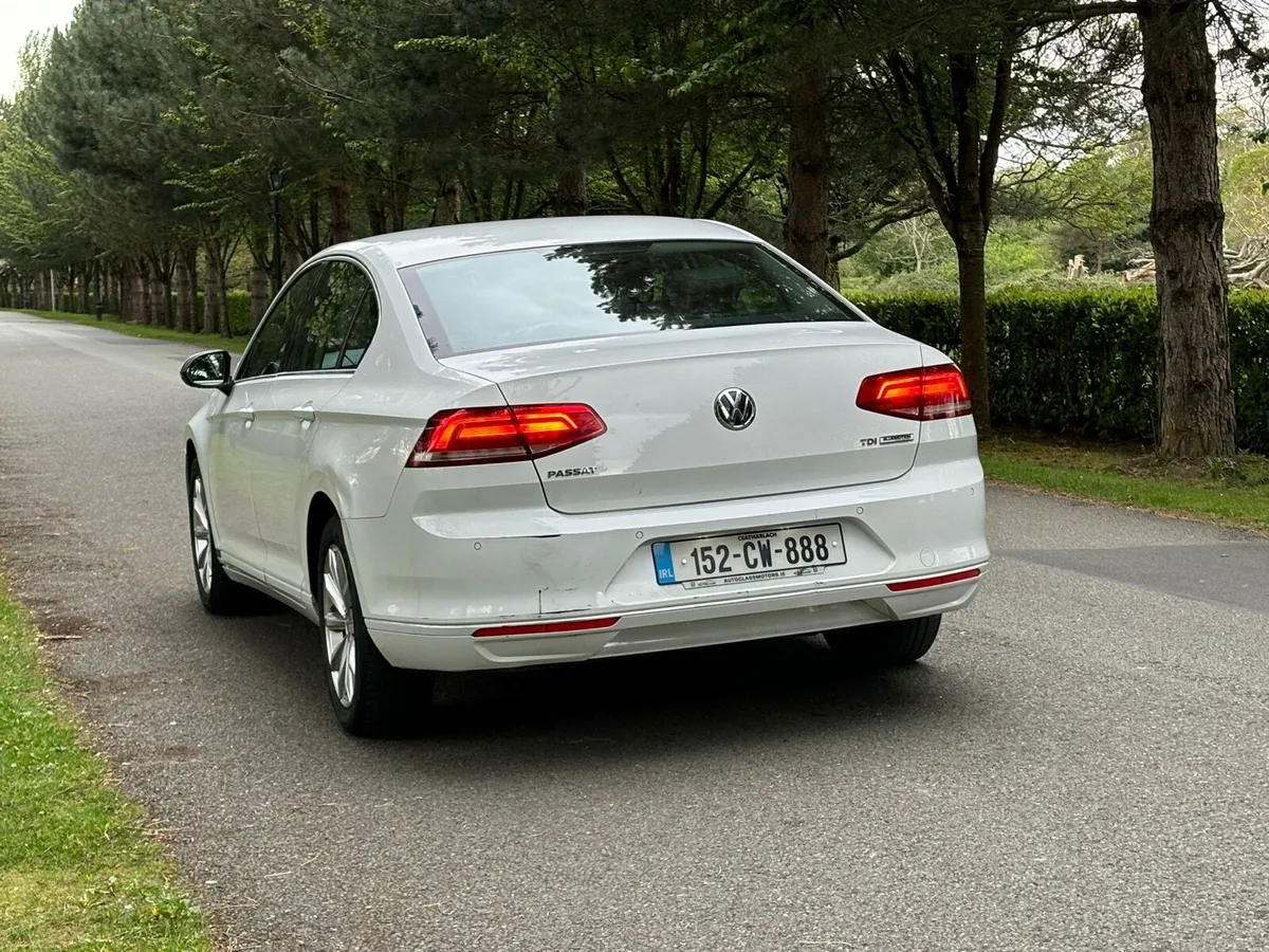 Car - Image 3
