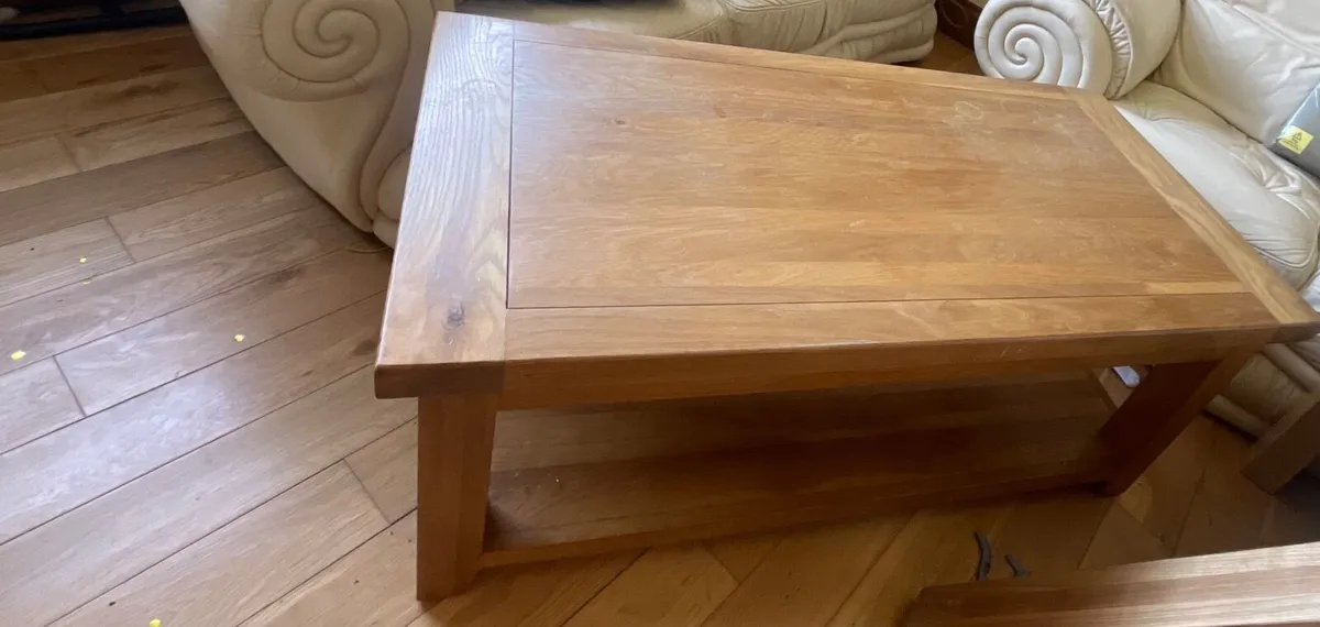 Wooden coffee table - Image 1