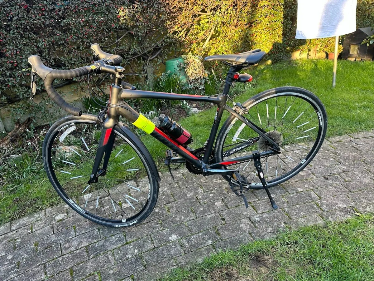 Giant Contend 2 (Small) – Excellent Condition! 🚴‍