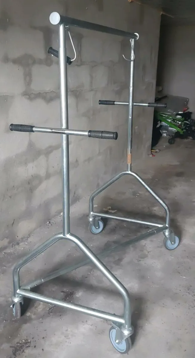 Solid professional clothes retail rail Adjustable - Image 1