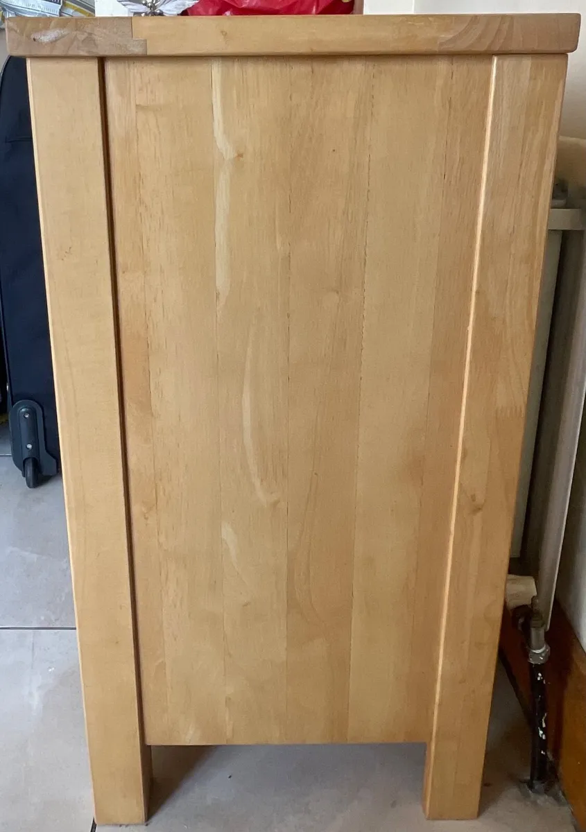 Side tables and small unit - Image 2