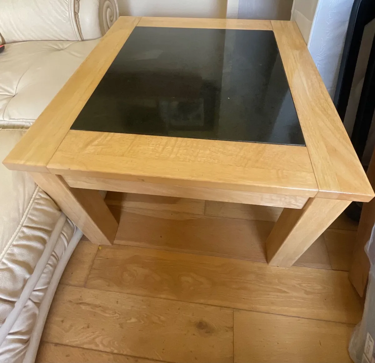 Side tables and small unit - Image 3