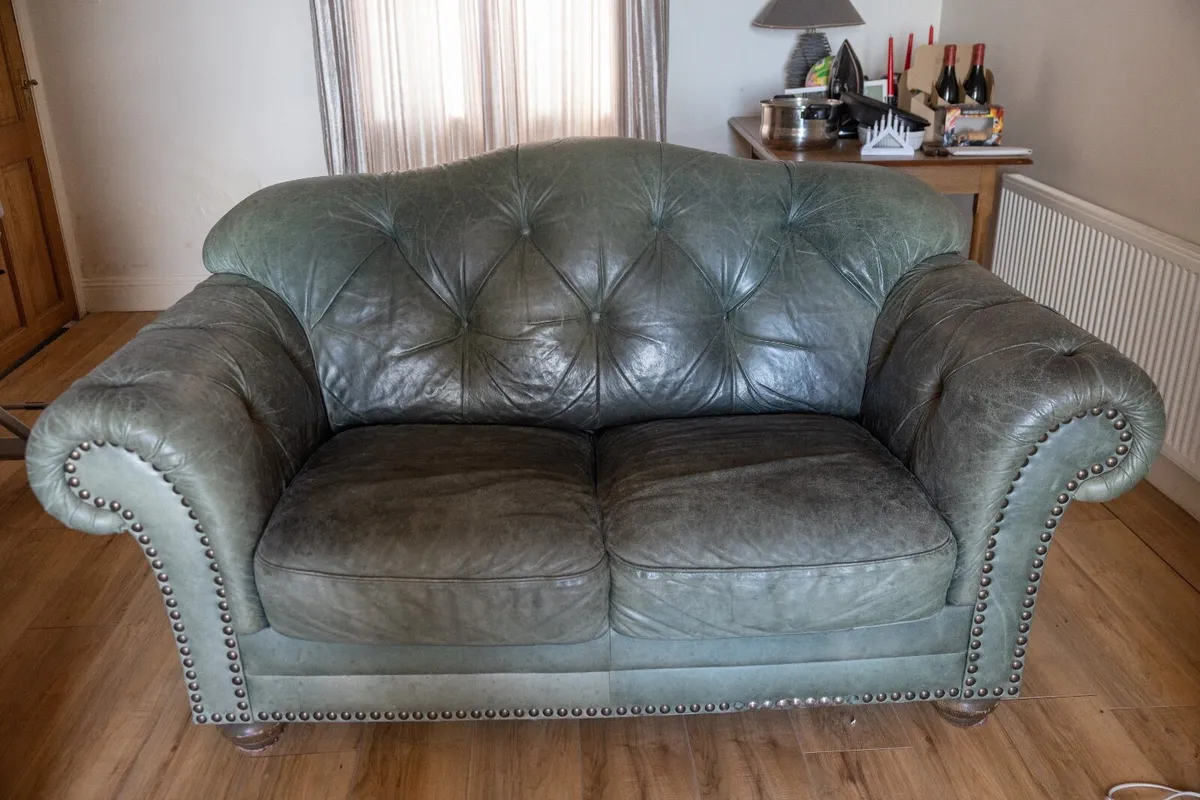 sofa - Image 3