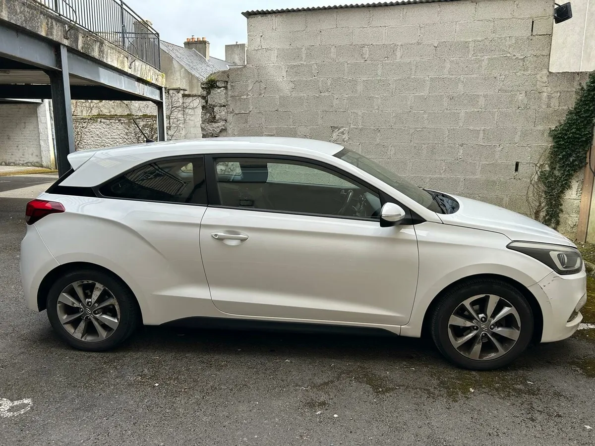 Hyundia i20 SE MPI - Image 2
