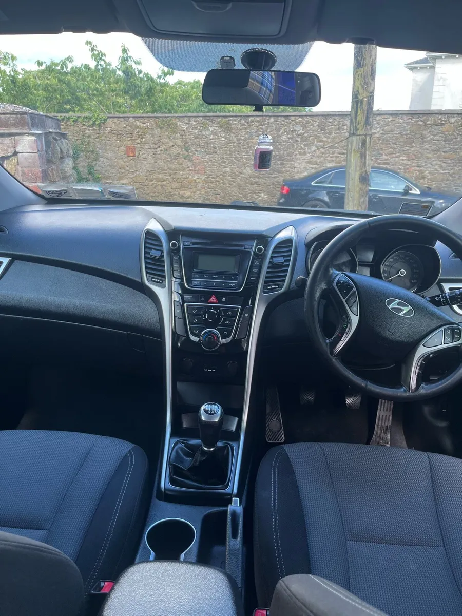 Hyundai i30 estate - Image 4