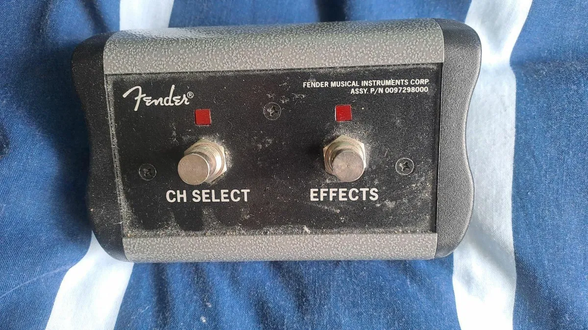 Fender champion 100 amp - Image 4