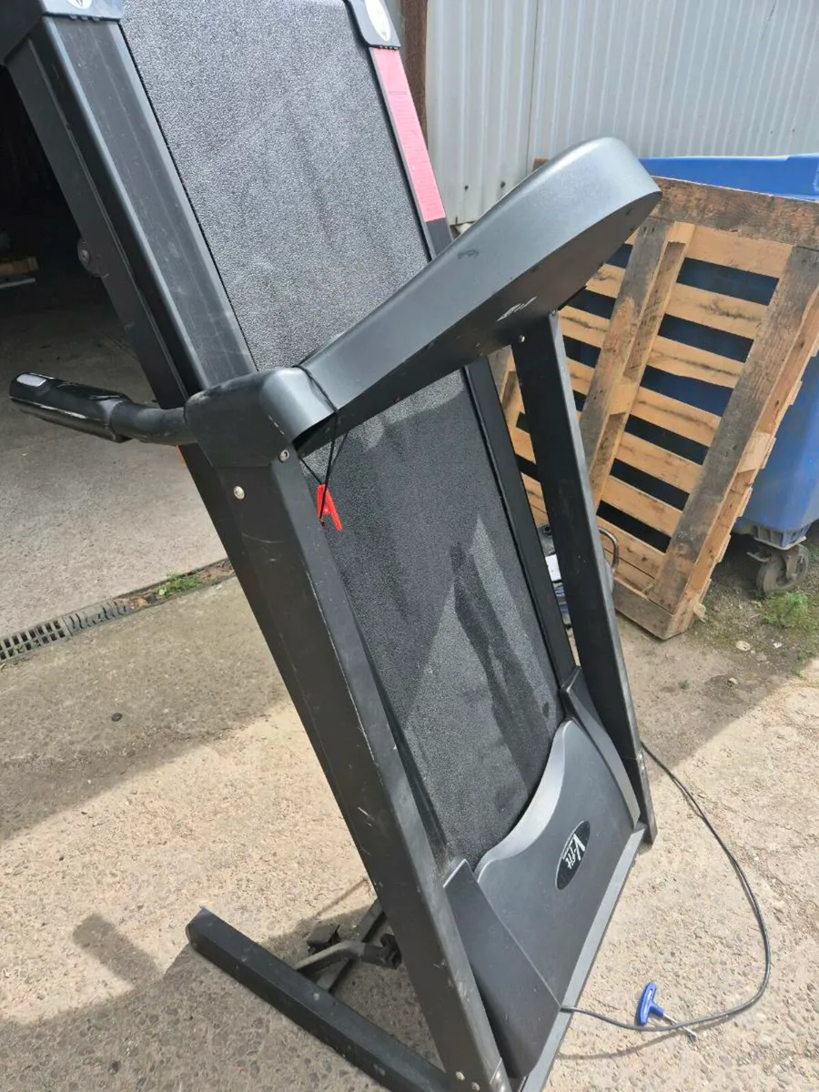 Treadmill - Image 3