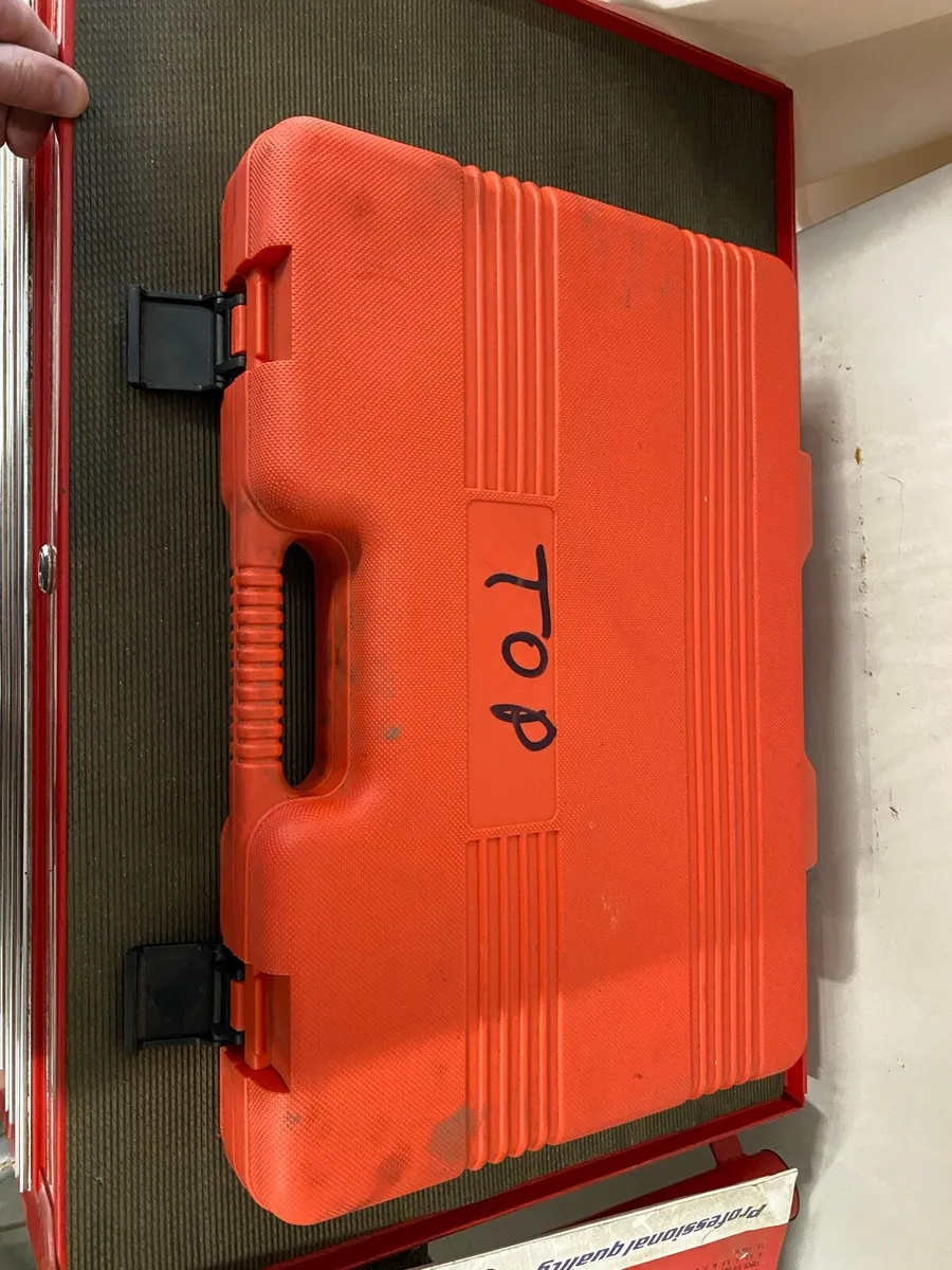 Neilsen 171 piece socket set used - Image 2