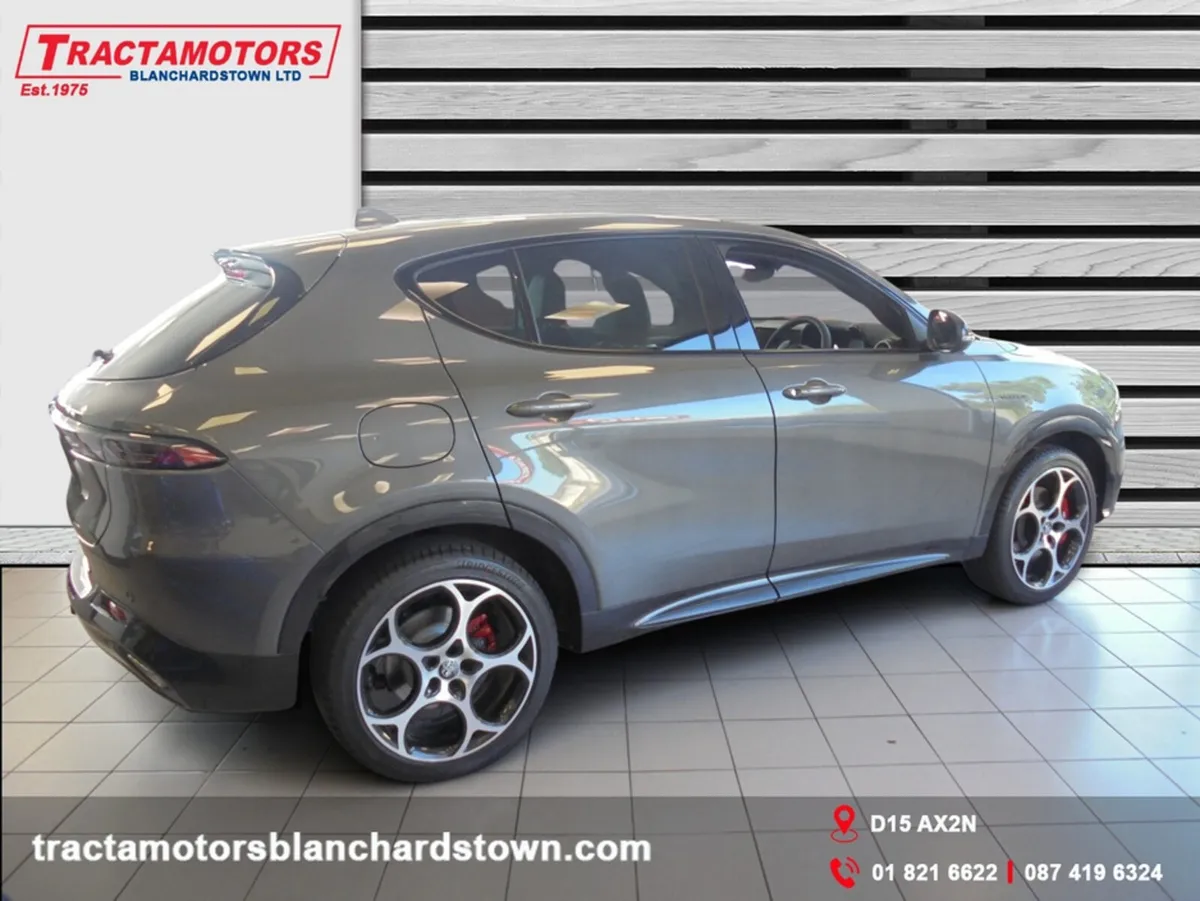 Alfa Romeo Tonale VELOCE 1.3 PLUG IN HYBRID 280BHP - Image 3