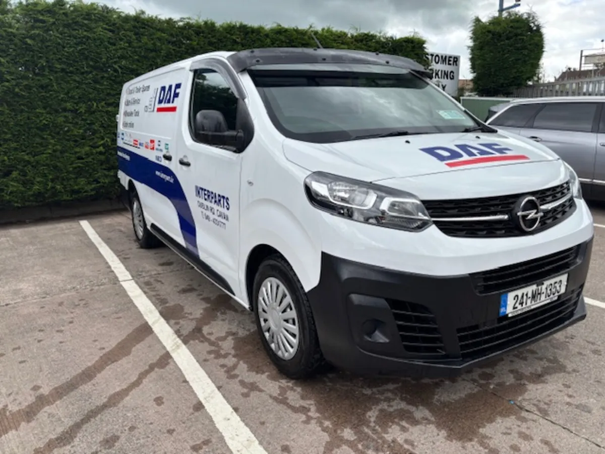 Opel Vivaro 2024 - Image 1