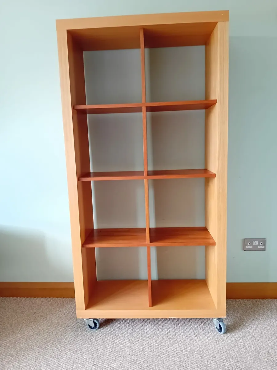 Display unit / bookcase - Image 1