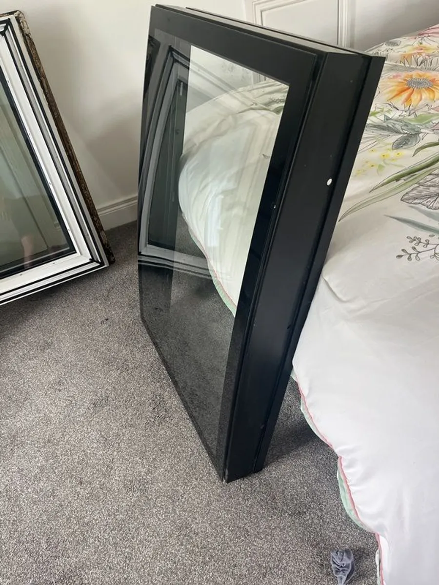 Velux Curved glass top roof light/window - Image 3