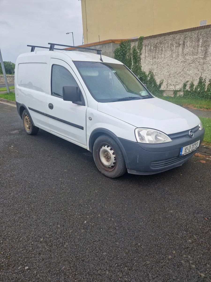 Opel Combo 2010 - Image 1